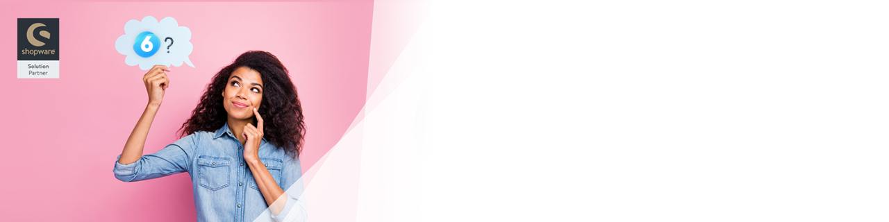Frau vor rosa Hintergrund